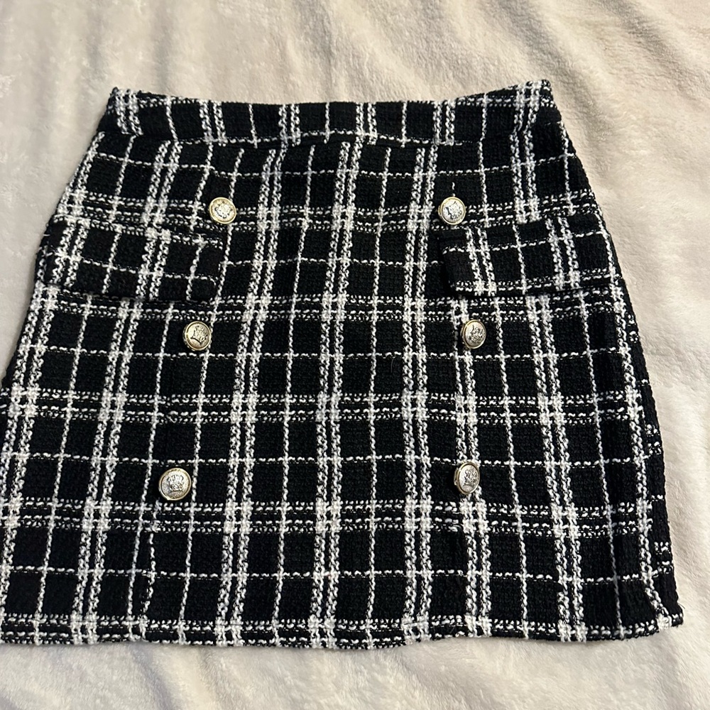 plaid black skirt